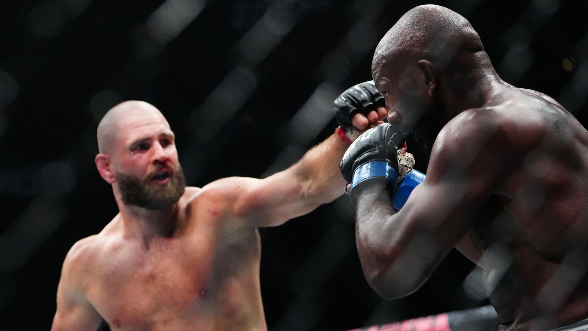 UFC 327 odds, picks, predictions: MMA model reveals projections for Prochazka vs. Ulberg fight card for Saturday