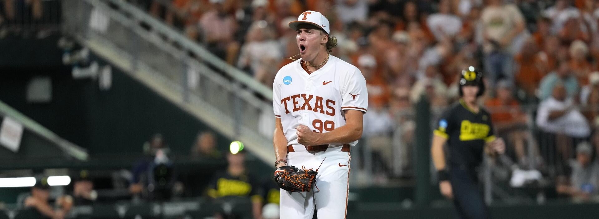 2026 College World Series odds, predictions: Proven expert reveals best bets, sleepers, Omaha predictions
