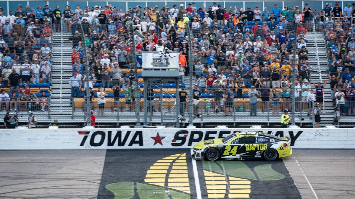 ryan-blaney-nascar-iowa-imagn-images