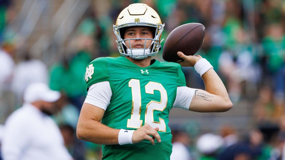 <p>C.J. Carr, Notre Dame</p>