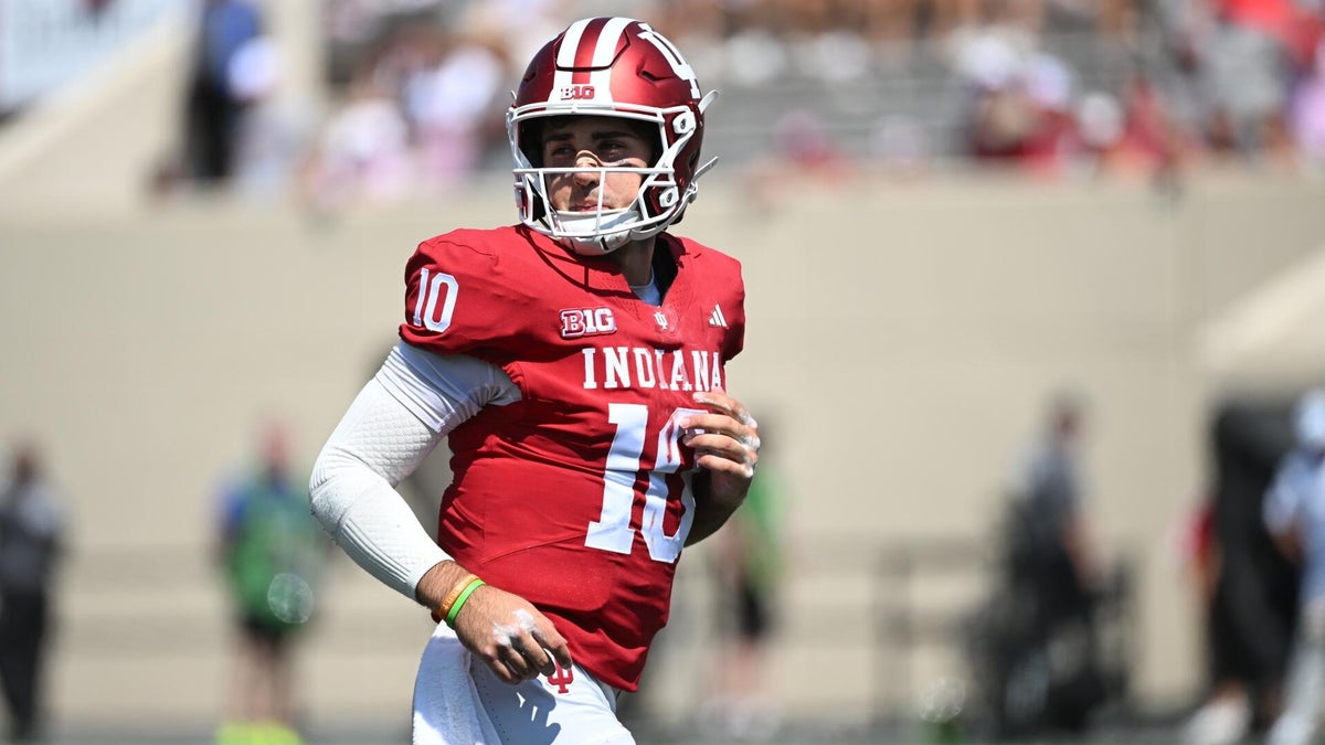 josh-hoover-indiana-hoosiers-imagn-images