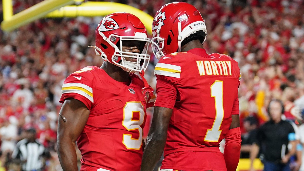 kenneth-walker-xavier-worthy-chiefs-imagn-images