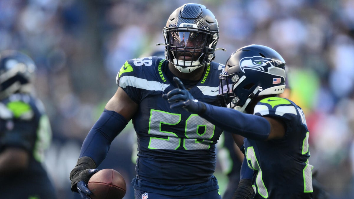 derick-hall-seahawks-imagn-images