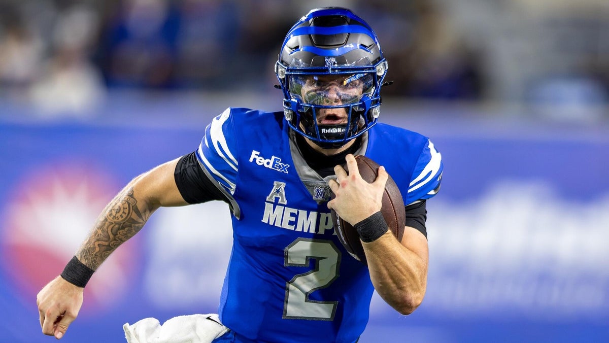 NCAA Football: Alabama-Birmingham at Memphis