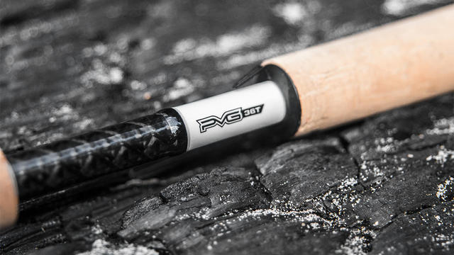 13 fishing omen black casting rod