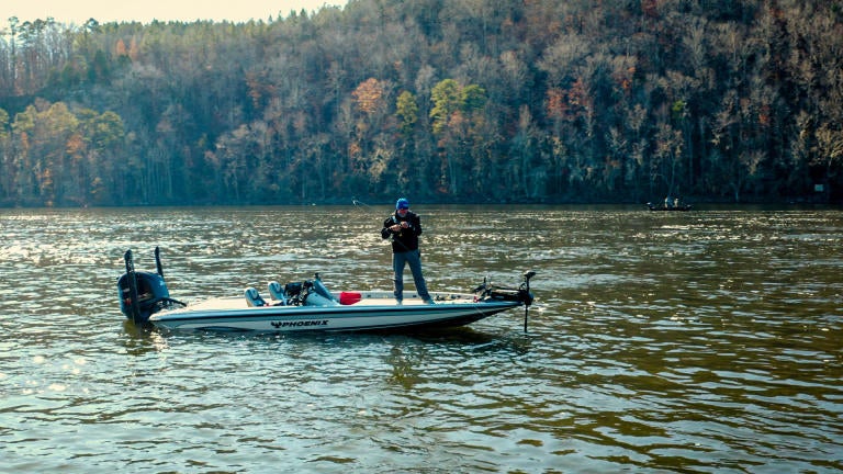 2 Reasons to Upsize Your Line When Fishing Current - Wired2Fish.com