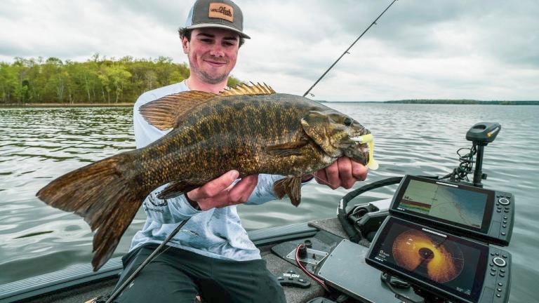4 Tips to Find and Catch Spring Smallmouth Bass - Wired2Fish.com