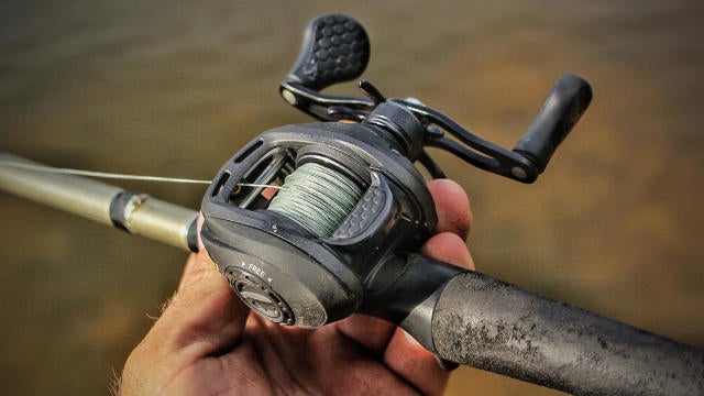 How to Set Up a Baitcasting Reel for Bass Fishing - Wired2Fish.com